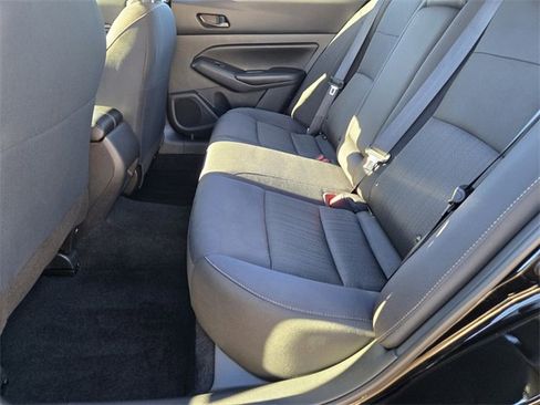 Used 2025 Nissan Altima 2.5 S image 11