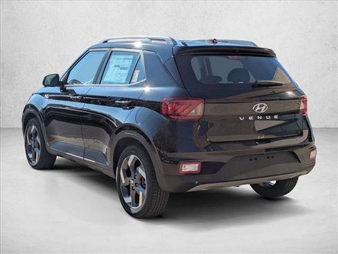 New 2026 Hyundai Venue SEL image 9