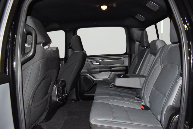 Used 2023 RAM 1500 Big Horn AWD/4WD image 29