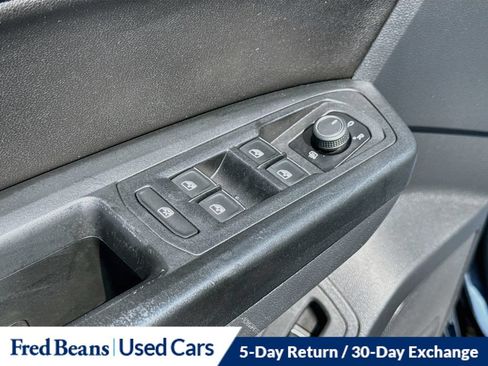 Used 2018 Volkswagen Atlas SEL FWD image 25