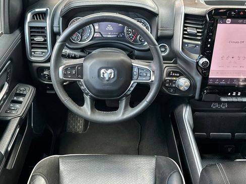Used 2025 RAM 1500 Laramie image 14