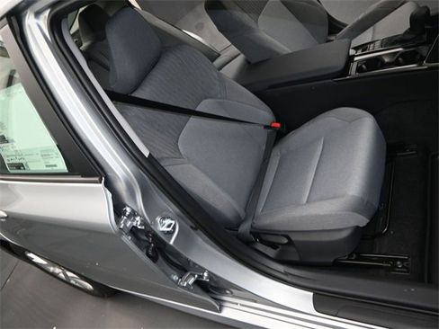 New 2026 Toyota Camry LE image 14