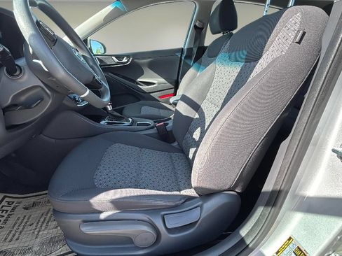 Used 2018 Hyundai Ioniq Blue FWD image 14