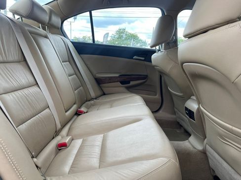 Used 2011 Honda Accord EX-L image 25