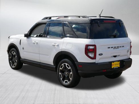 Used 2024 Ford Bronco Sport Outer Banks w/ Tech Package image 5