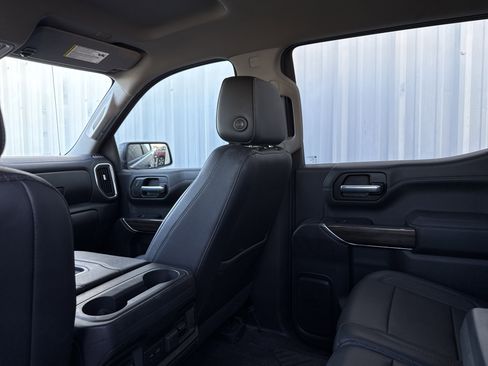 Used 2021 Chevrolet Silverado 1500 LT Trail Boss w/ Convenience Package II image 34