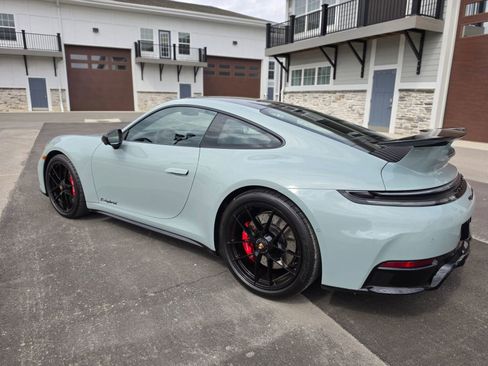 Used 2025 Porsche 911 Carrera 4 GTS AWD/4WD image 93