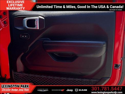 Used 2021 Jeep Wrangler Unlimited Rubicon AWD/4WD image 28