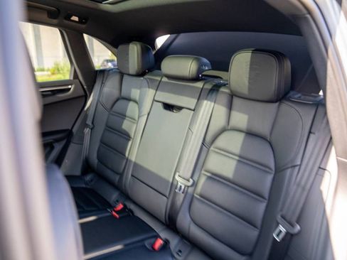 New 2026 Porsche Macan AWD/4WD image 23
