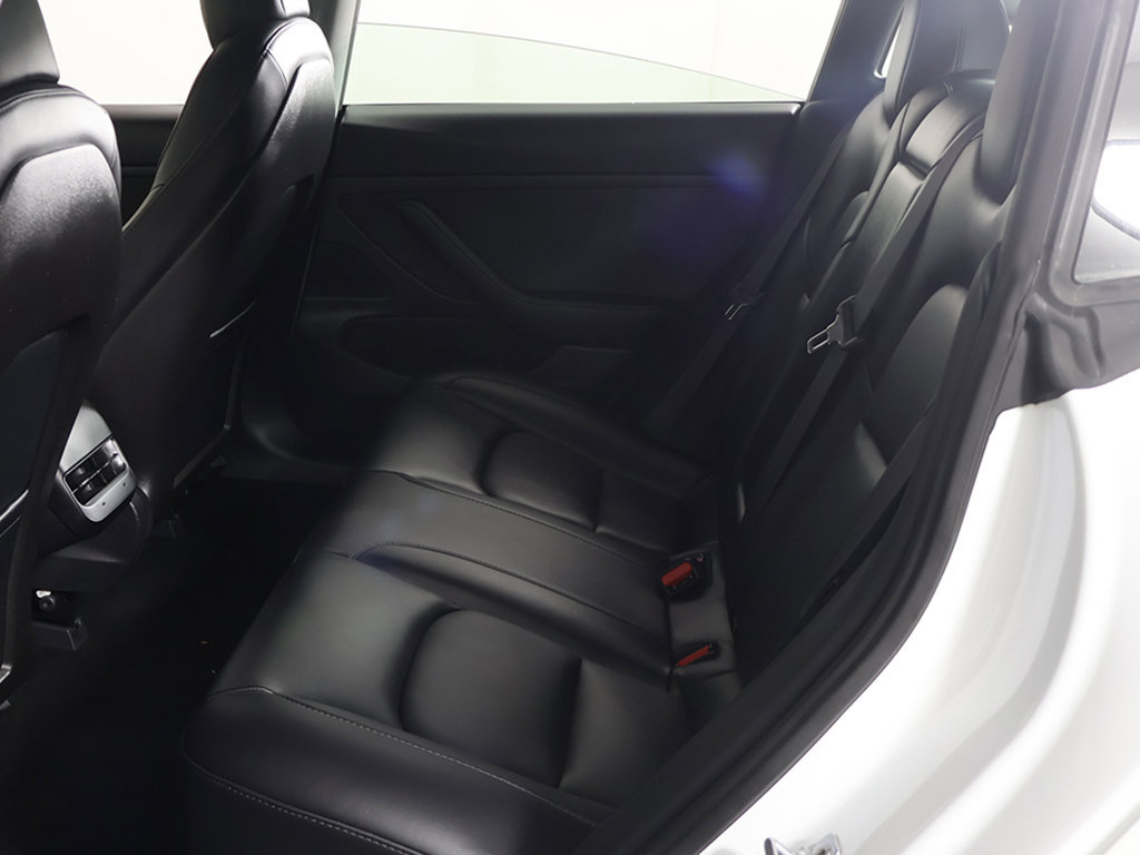 Used 2020 Tesla Model 3 Standard Range Plus RWD image 29