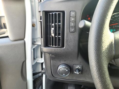 New 2024 Chevrolet Express 3500 w/ Power Convenience Package image 16