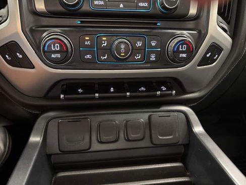 Used 2017 GMC Sierra 1500 SLT w/ SLT Premium Package AWD/4WD image 30