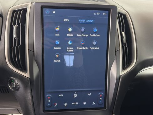 Used 2022 Ford Edge SEL w/ Convenience Package image 21