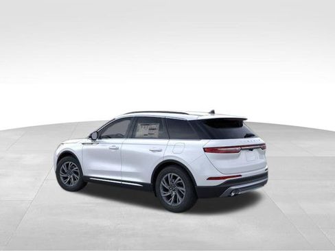 New 2026 Lincoln Corsair Premiere image 5