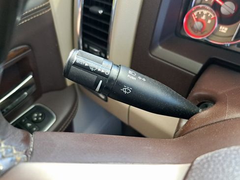 Used 2017 RAM 1500 Laramie Longhorn w/ Convenience Group image 18