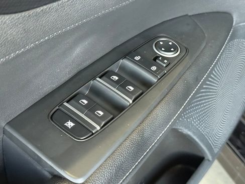 Used 2022 Kia Forte GT-Line w/ GT-Line Technology Package image 19