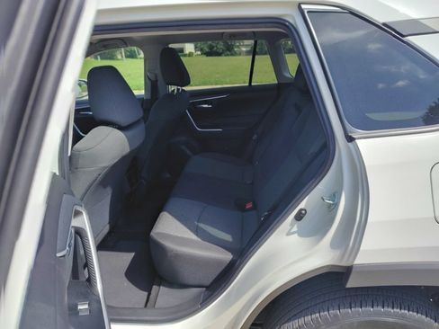 Used 2023 Toyota RAV4 XLE FWD image 6