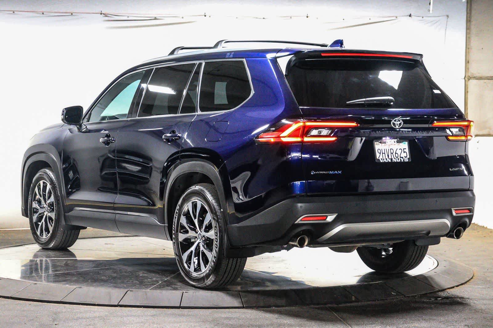 Certified 2024 Toyota Grand Highlander AWD Hybrid image 3