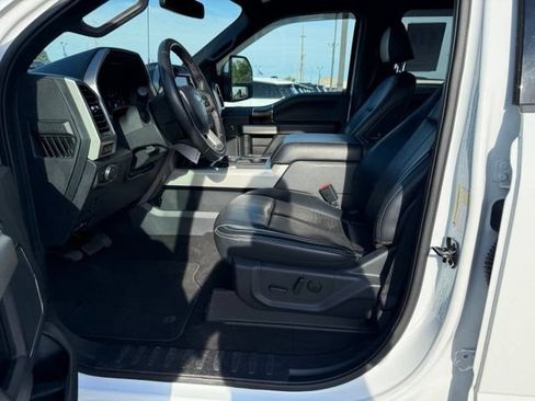 Used 2022 Ford F350 Lariat w/ Lariat Value Package AWD/4WD image 2