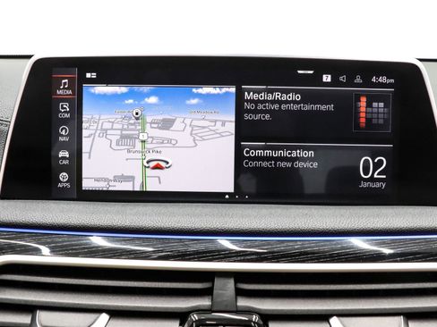 Used 2022 BMW 750i xDrive w/ Luxury Rear Seating Package image 40