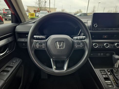 Certified 2024 Honda CR-V EX image 15