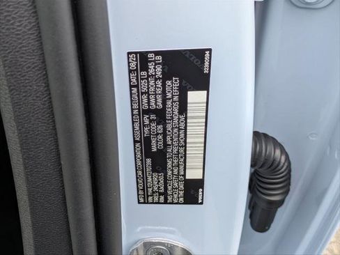 New 2026 Volvo XC40 B5 Ultra w/ Climate Package image 15