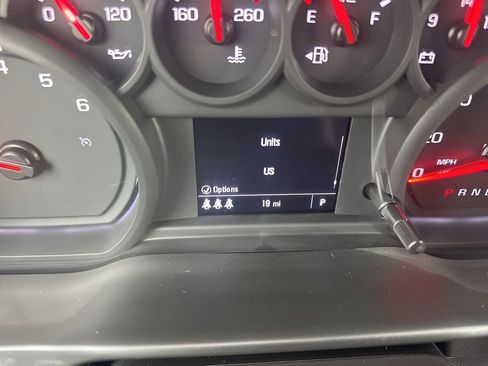 Used 2025 Chevrolet Silverado 1500 Custom image 22