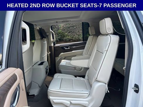 Used 2021 GMC Yukon XL Denali w/ Denali Premium Package AWD/4WD image 8