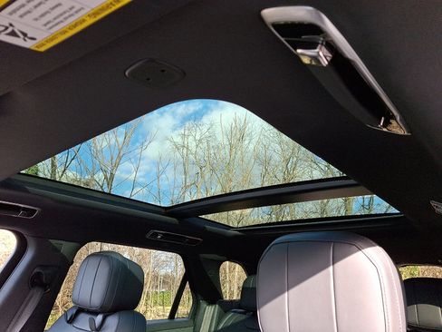 Used 2023 Land Rover Range Rover Sport SE image 14