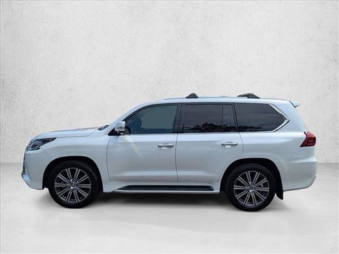 Used 2016 Lexus LX 570 4WD w/ Luxury Package image 9