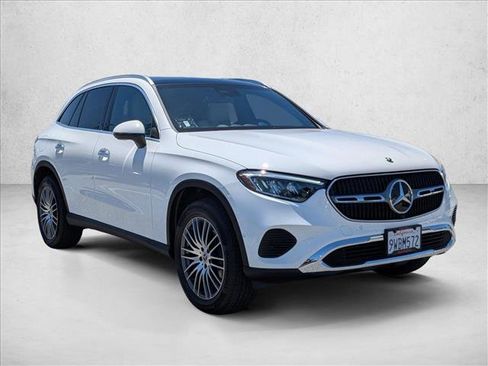 Certified 2026 Mercedes-Benz GLC 300 4MATIC image 3
