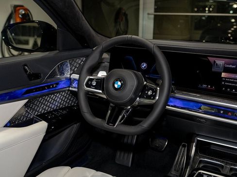 New 2026 BMW 760i xDrive w/ Executive Package image 41