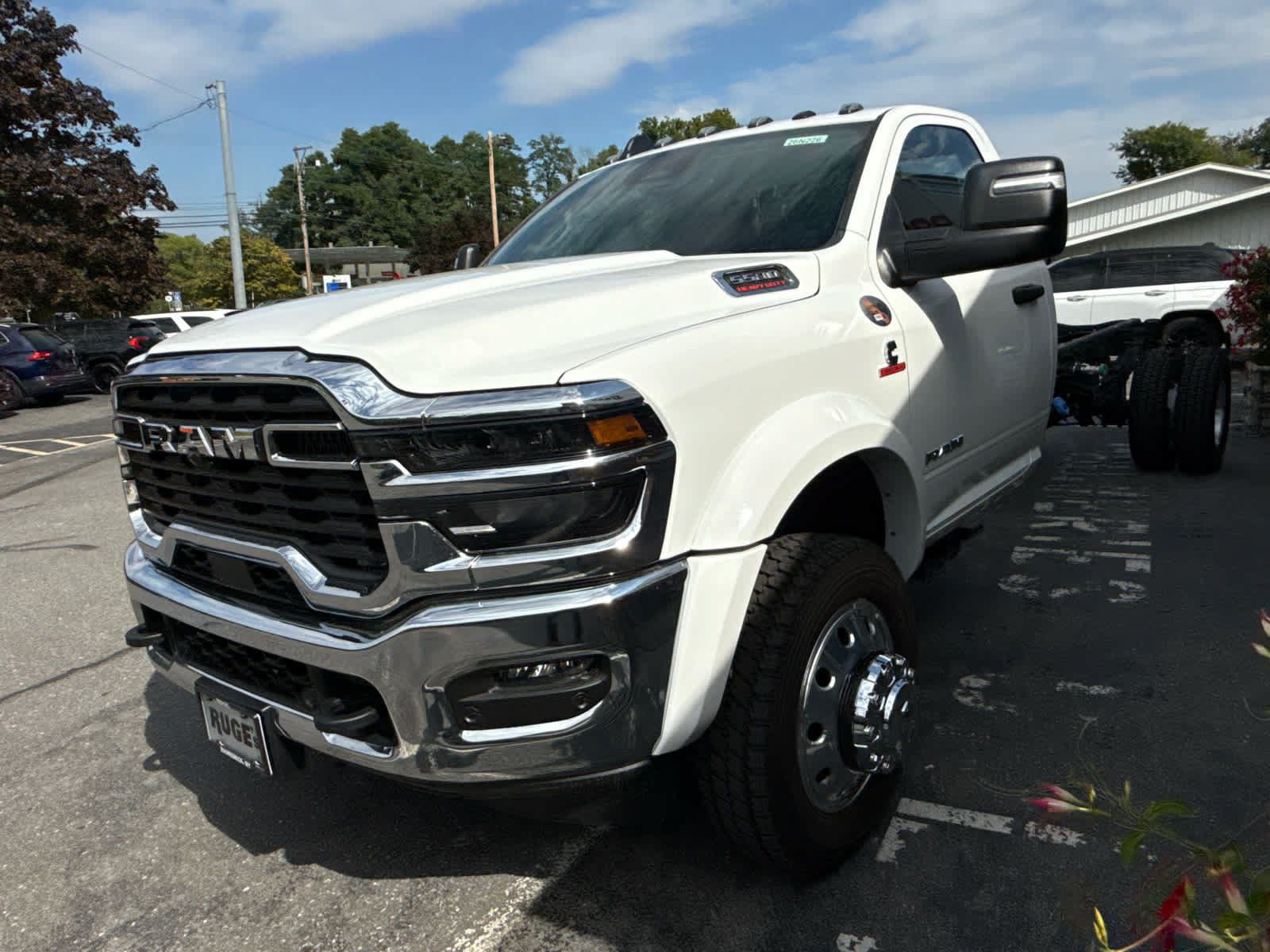 New 2026 RAM 5500 4x4 Regular Cab image 6