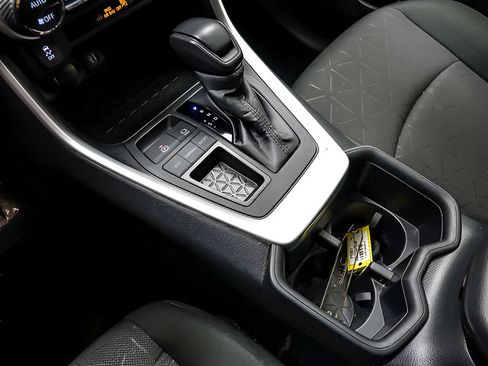 Certified 2024 Toyota RAV4 XLE FWD image 19