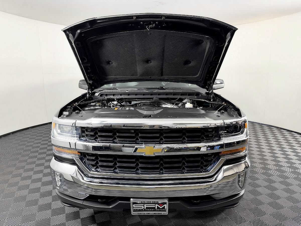 Used 2017 Chevrolet Silverado 1500 LT w/ All Star Edition AWD/4WD image 21