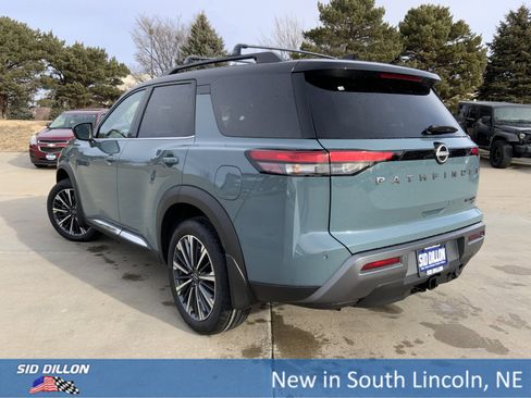 New 2026 Nissan Pathfinder Platinum image 3