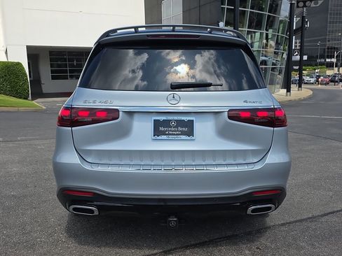 Used 2024 Mercedes-Benz GLS 450 4MATIC w/ AMG Line Exterior image 4