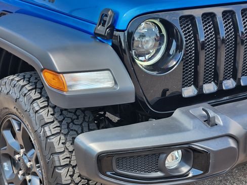 Used 2023 Jeep Wrangler Unlimited Sport AWD/4WD image 6