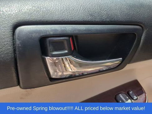 Used 2012 Toyota Camry XLE FWD image 21