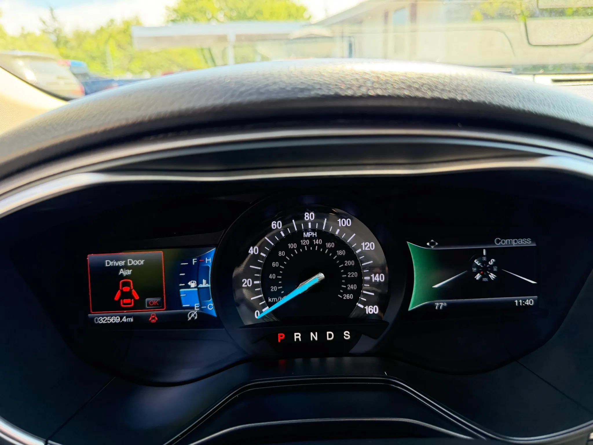 Used 2019 Ford Fusion SE FWD image 21