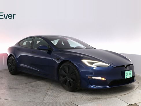 Used 2022 Tesla Model S image 4