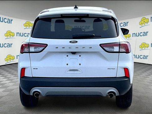 Used 2021 Ford Escape SE image 5