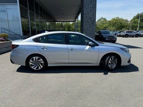 Used 2023 Subaru Legacy Limited AWD/4WD image 9