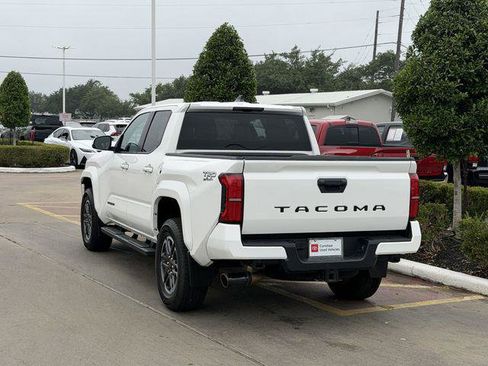 Certified 2024 Toyota Tacoma TRD Sport RWD image 5