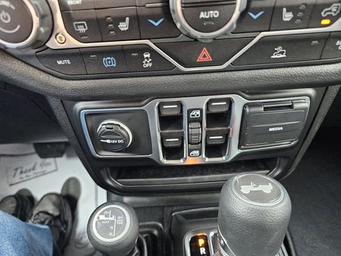 New 2025 Jeep Wrangler Unlimited Sport S 4xe w/ Dual Top Group image 14