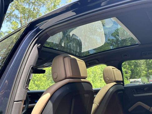 New 2026 Porsche Cayenne Coupe AWD/4WD image 16