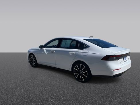 Certified 2024 Honda Accord Touring image 7