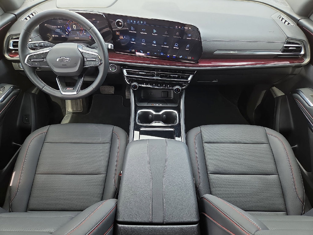 Used 2026 Chevrolet Traverse Z71 AWD/4WD image 14