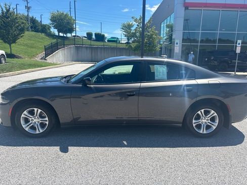 Used 2023 Dodge Charger SXT w/ Cold Weather Package RWD image 5