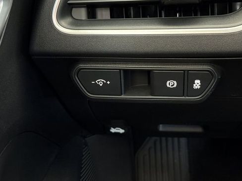 New 2026 Kia K4 LXS image 30